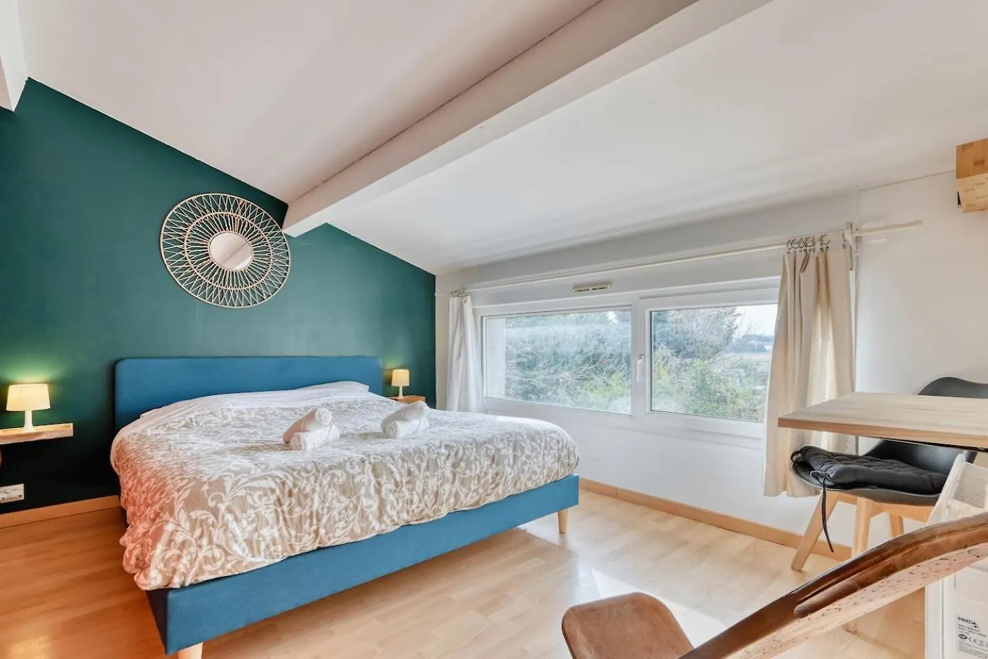 Eden L Jardin, Bbq, Duplex L Parking Gratuit & Super Wifi L Vue Panoramique Sainte-Victoire Apartment Aix-en-Provence 0*,